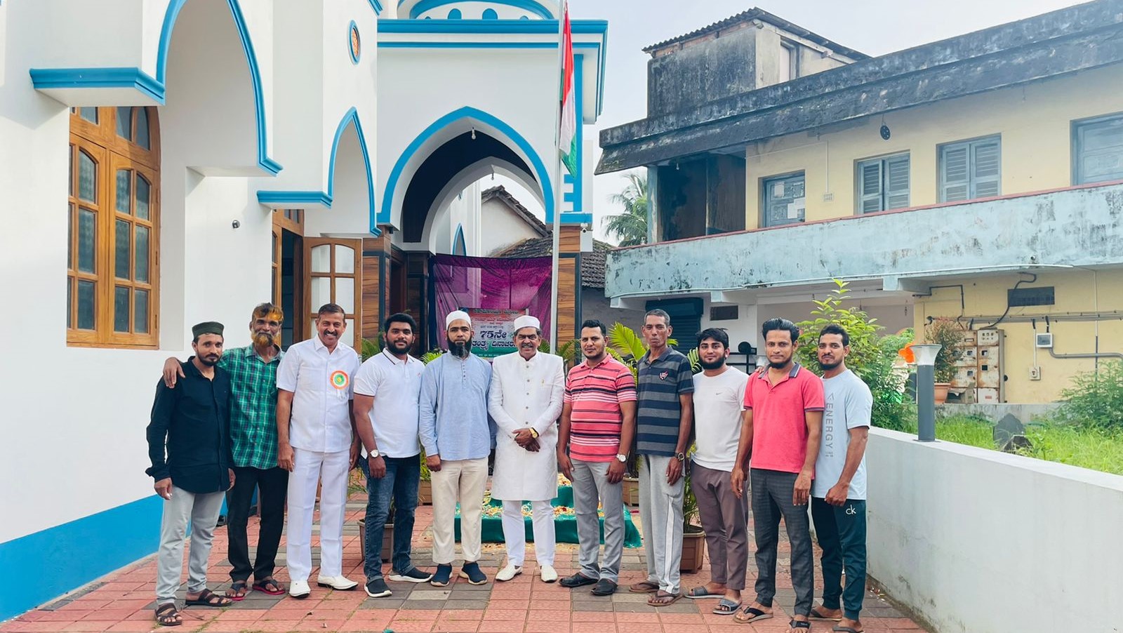 ಉಳ್ಳಾಲ; ಬುಸ್ತಾನುಲ್ ಉಲೂಮ್ ಯೂತ್ ಅಸೋಸಿಯೇಷನ್, ರಹ್ಮಾನಿಯ ಮಸೀದಿಯಲ್ಲಿ ಸ್ವಾತಂತ್ರ್ಯೋತ್ಸವ