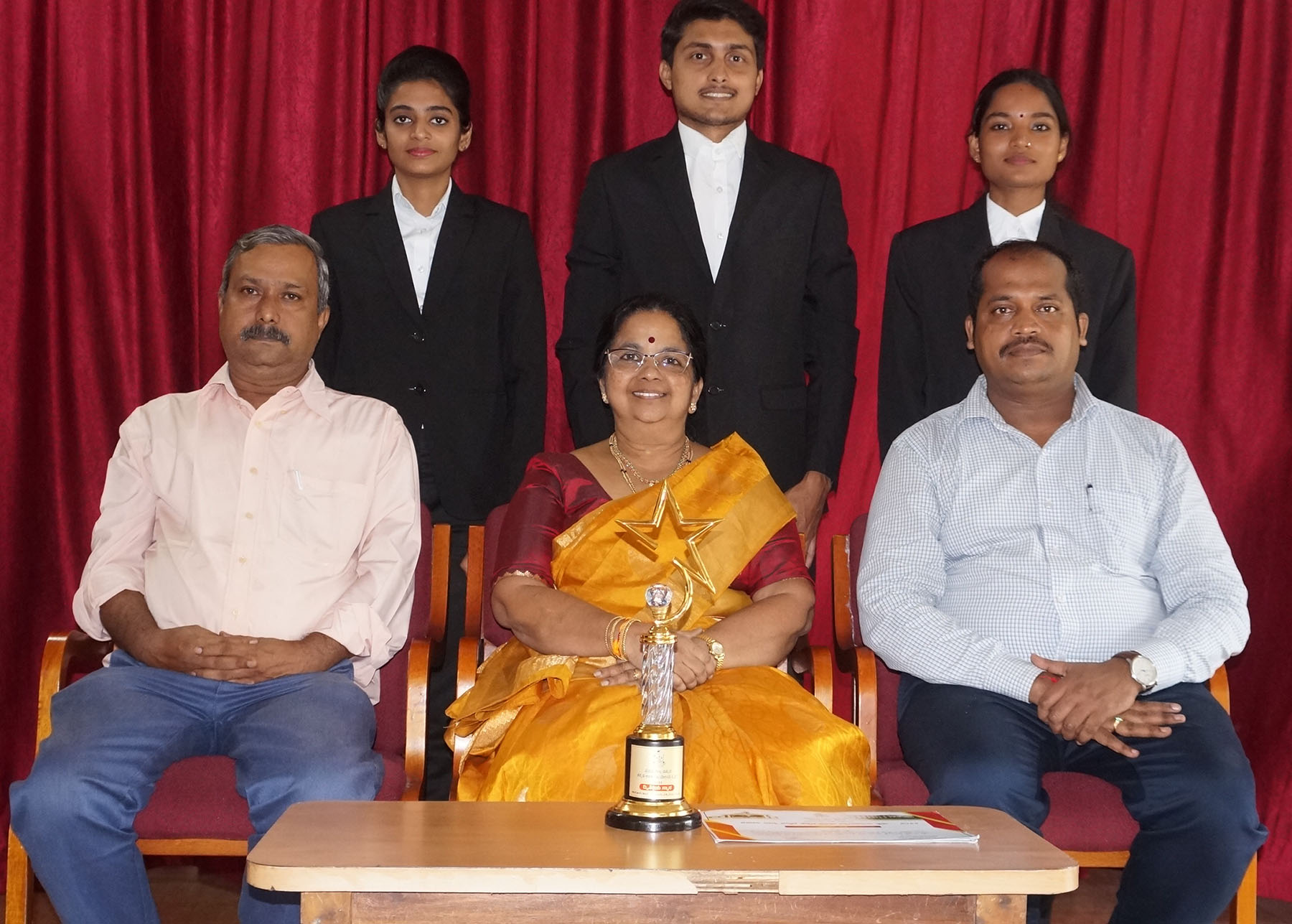 ರಾಜ್ಯಮಟ್ಟದ ಅಣಕು ನ್ಯಾಯಾಲಯ ಸ್ಪರ್ಧೆ; ಉಡುಪಿಯ ವಿಬಿಸಿಎಲ್‌ಗೆ ರನ್ನರ್‌ಅಪ್ ಪ್ರಶಸ್ತಿ