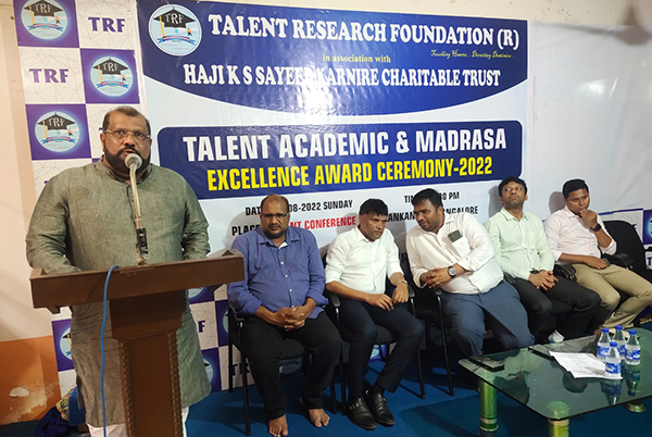 ಮಂಗಳೂರು: ಪ್ರತಿಭಾವಂತ ವಿದ್ಯಾರ್ಥಿಗಳಿಗೆ ʼಟ್ಯಾಲೆಂಟ್‍ʼನಲ್ಲಿ ಪ್ರಶಸ್ತಿ ಪ್ರದಾನ