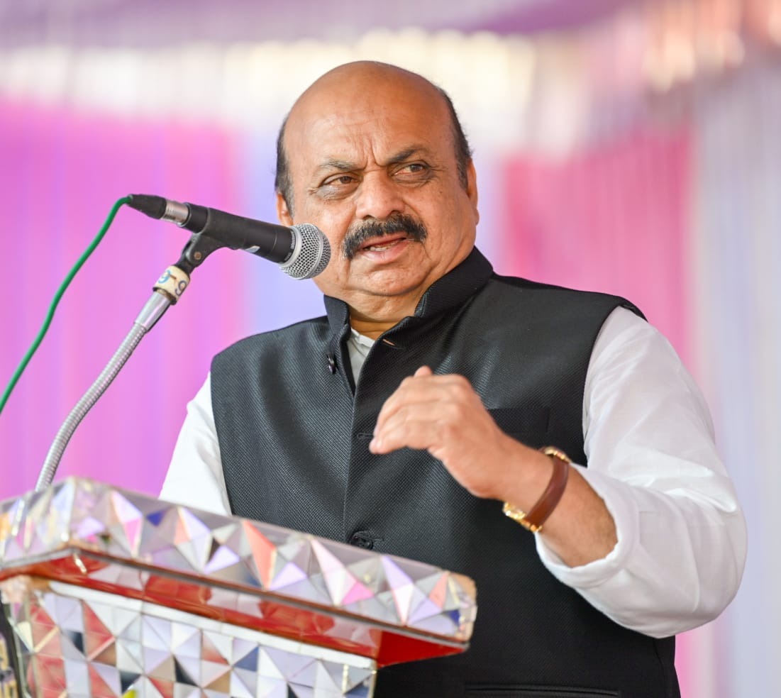 ಮುಖ್ಯಮಂತ್ರಿಯಾಗಿ ಬೊಮ್ಮಾಯಿ  ಏಳು-ಬೀಳುಗಳು