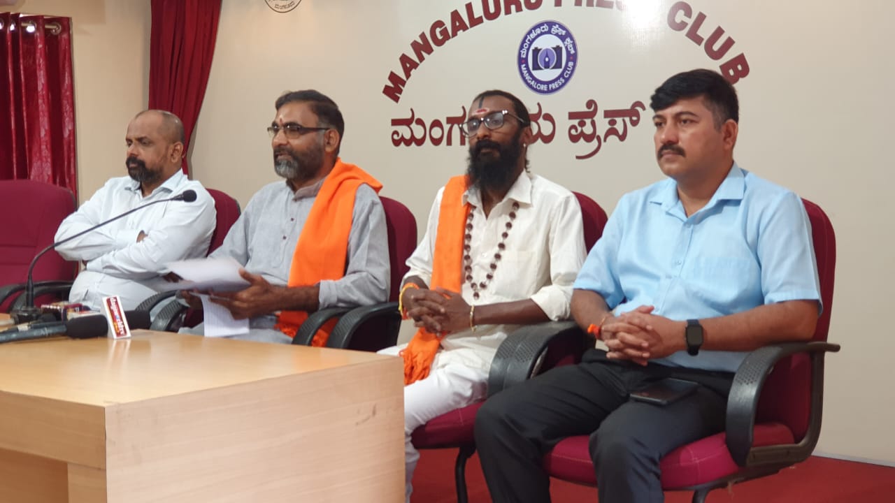 ಬಿಜೆಪಿಯಿಂದ ಅಧಿಕಾರಕ್ಕಾಗಿ ಸಾವರ್ಕರ್ ಹೆಸರು ಬಳಕೆ: ಅಖಿಲ ಭಾರತ ಹಿಂದೂ ಮಹಾಸಭಾ ಆರೋಪ