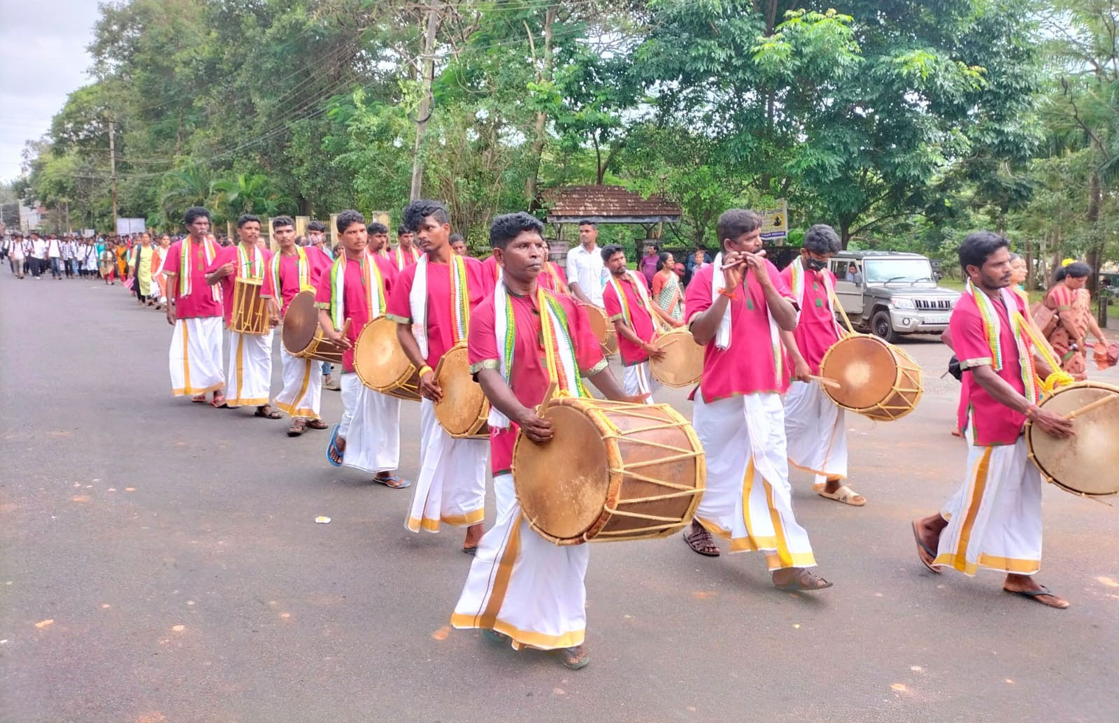 ಉಡುಪಿ ಜಿಲ್ಲಾ ರಜತ ಮಹೋತ್ಸವ: ವೈಭವದ ಮೆರವಣಿಗೆ