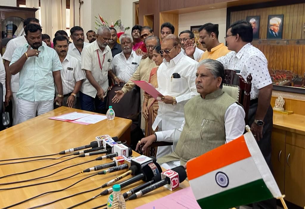 ಚಿಂಚನಸೂರ್ ಪ್ರಮಾಣ ವಚನ ಸ್ವೀಕಾರ