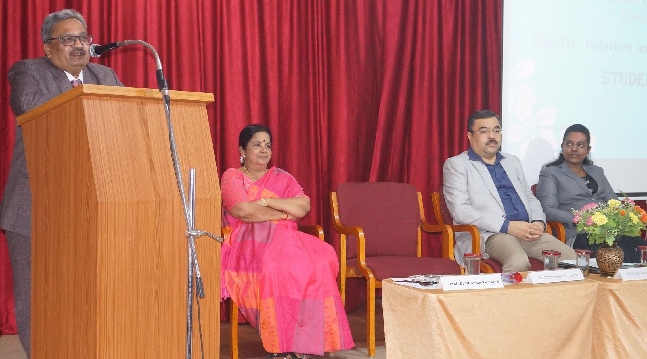 ‘ಸರ್ವರಿಗೂ ನ್ಯಾಯ’ ಕಾನೂನು ಸೇವಾ ಪ್ರಾಧಿಕಾರದ ಧ್ಯೇಯ: ಶಾಂತವೀರ ಶಿವಪ್ಪ