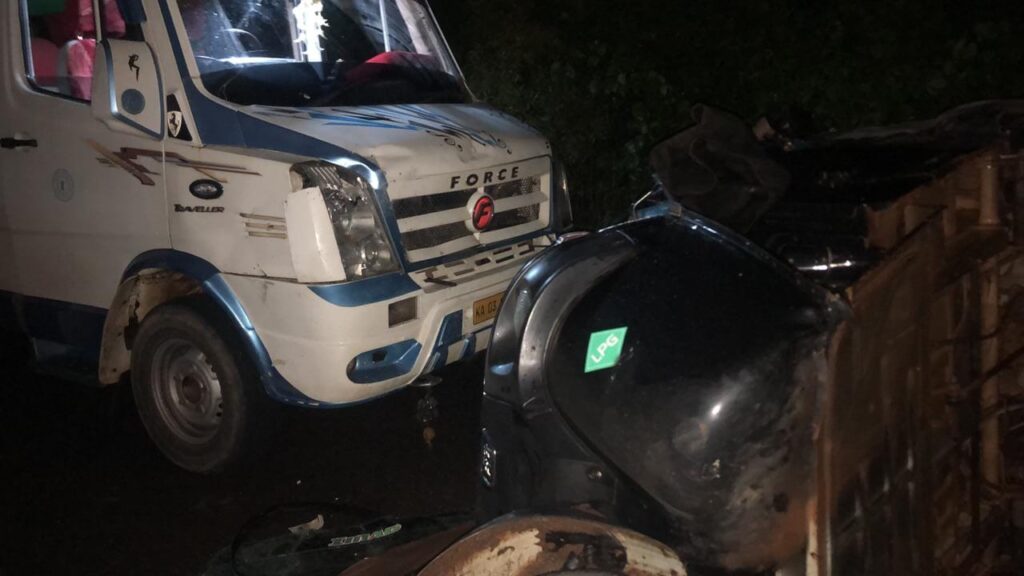 ಬುಡೋಳಿಯಲ್ಲಿ ಆಟೋ ರಿಕ್ಷಾ – ಟೆಂಪೋ ಢಿಕ್ಕಿ: ಇಬ್ಬರಿಗೆ ಗಾಯ