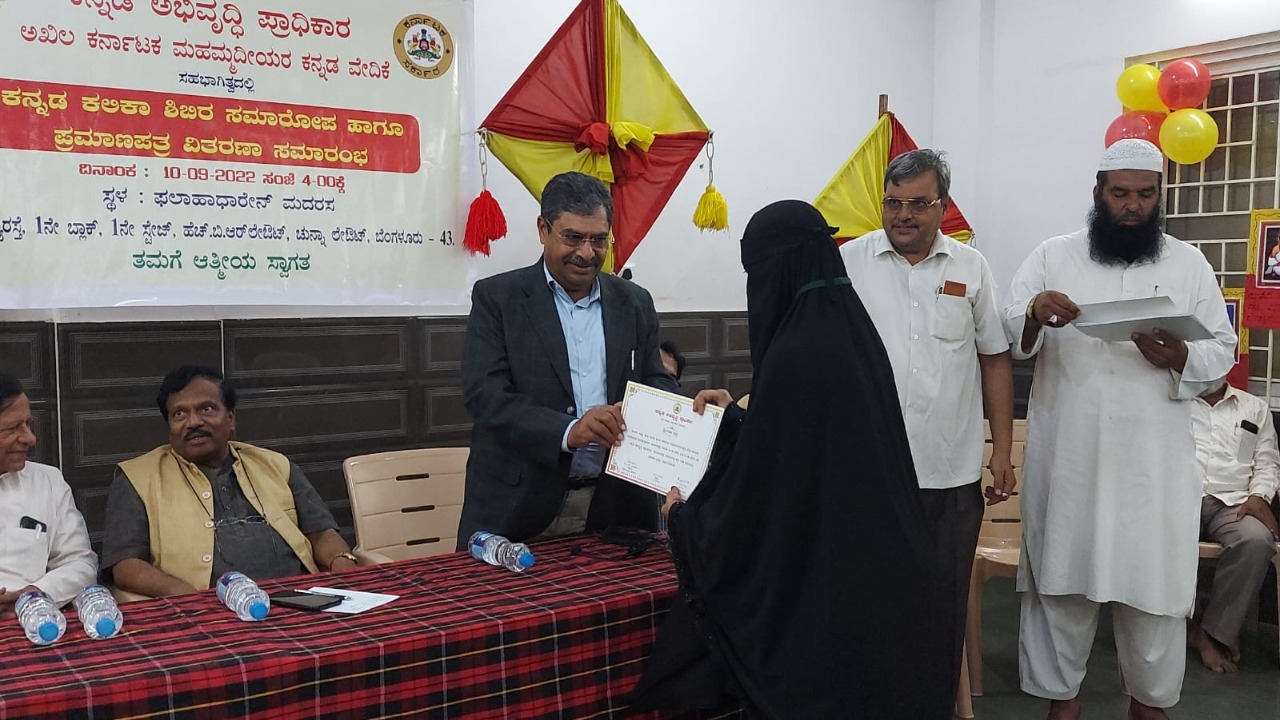 ಕನ್ನಡ ಬಳಸಿಕೊಳ್ಳಲು ಪ್ರತಿಯೊಬ್ಬರಿಗೂ ಹಕ್ಕಿದೆ: ಟಿ.ಎಸ್.ನಾಗಾಭರಣ