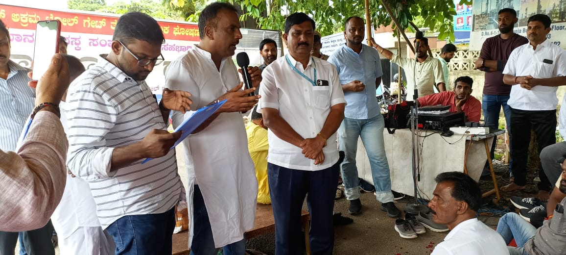 ಸುರತ್ಕಲ್ ಟೋಲ್ ಗೇಟ್; ಅ.18ರಂದು ಜನರಿಂದಲೇ ತೆರವು ಕಾರ್ಯಾಚರಣೆ‌: ಹೋರಾಟ ಸಮಿತಿ ಘೋಷಣೆ