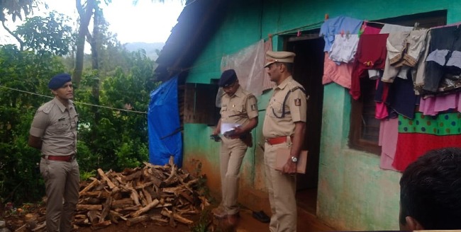 ಸೋಮವಾರಪೇಟೆ: ಚೂರಿಯಿಂದ ಇರಿದು ಮಹಿಳೆಯ ಕೊಲೆ