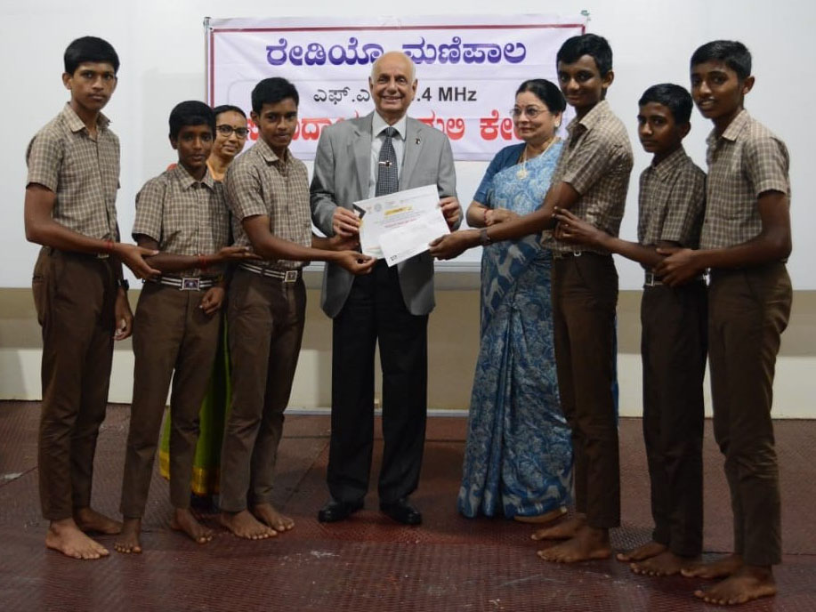 ಮಕ್ಕಳಿಗೆ ಶಾಲೆಯಲ್ಲಿ ಶಿಕ್ಷಕರೇ ಆದರ್ಶಪ್ರಾಯರು: ಡಾ.ಎಚ್.ಎಸ್.ಬಲ್ಲಾಳ್