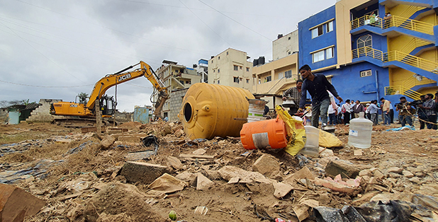 ಬೆಂಗಳೂರು: ಮುಂದುವರಿದ ಒತ್ತುವರಿ ತೆರವು ಕಾರ್ಯಾಚರಣೆ