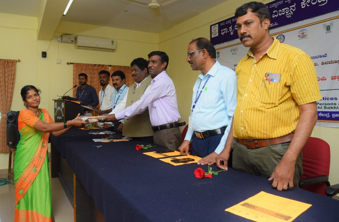 ಕೃಷಿ ಸಖಿಯರಿಗೆ ಪರಿಸರ ಕೃಷಿ ವಿಧಾನಗಳ ಕುರಿತು ತರಬೇತಿ ಸಮಾರೋಪ