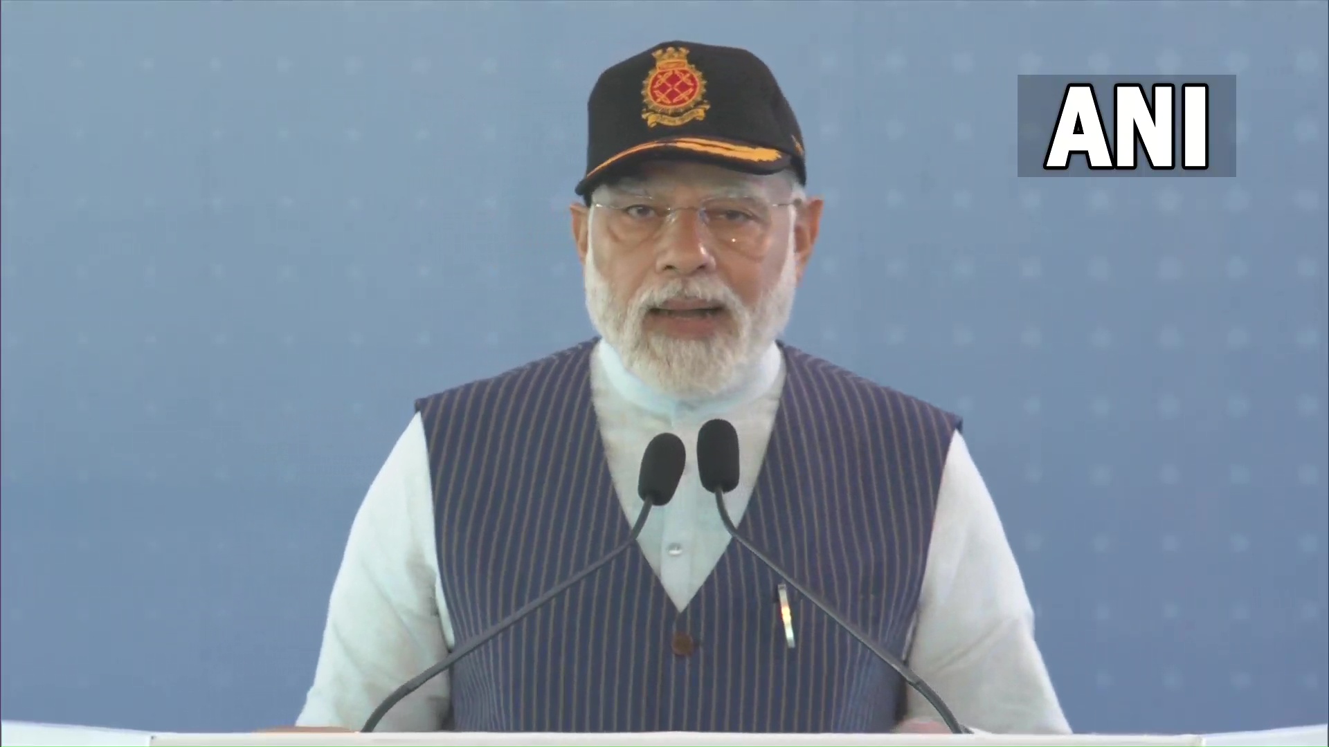 ಸ್ವದೇಶಿ ನಿರ್ಮಿತ ವಿಮಾನವಾಹಕ ನೌಕೆ INS ವಿಕ್ರಾಂತ್  ಲೋಕಾರ್ಪಣೆ  ಮಾಡಿದ ಪ್ರಧಾನಿ ಮೋದಿ