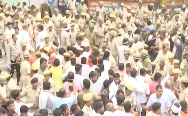 ಜಾನುವಾರುಗಳ ಚರ್ಮಗಂಟು ಕಾಯಿಲೆ ಉಲ್ಬಣ: ರಾಜಸ್ಥಾನ ಸರಕಾರದ ವಿರುದ್ಧ ಬಿಜೆಪಿ ಬೃಹತ್ ಪ್ರತಿಭಟನೆ