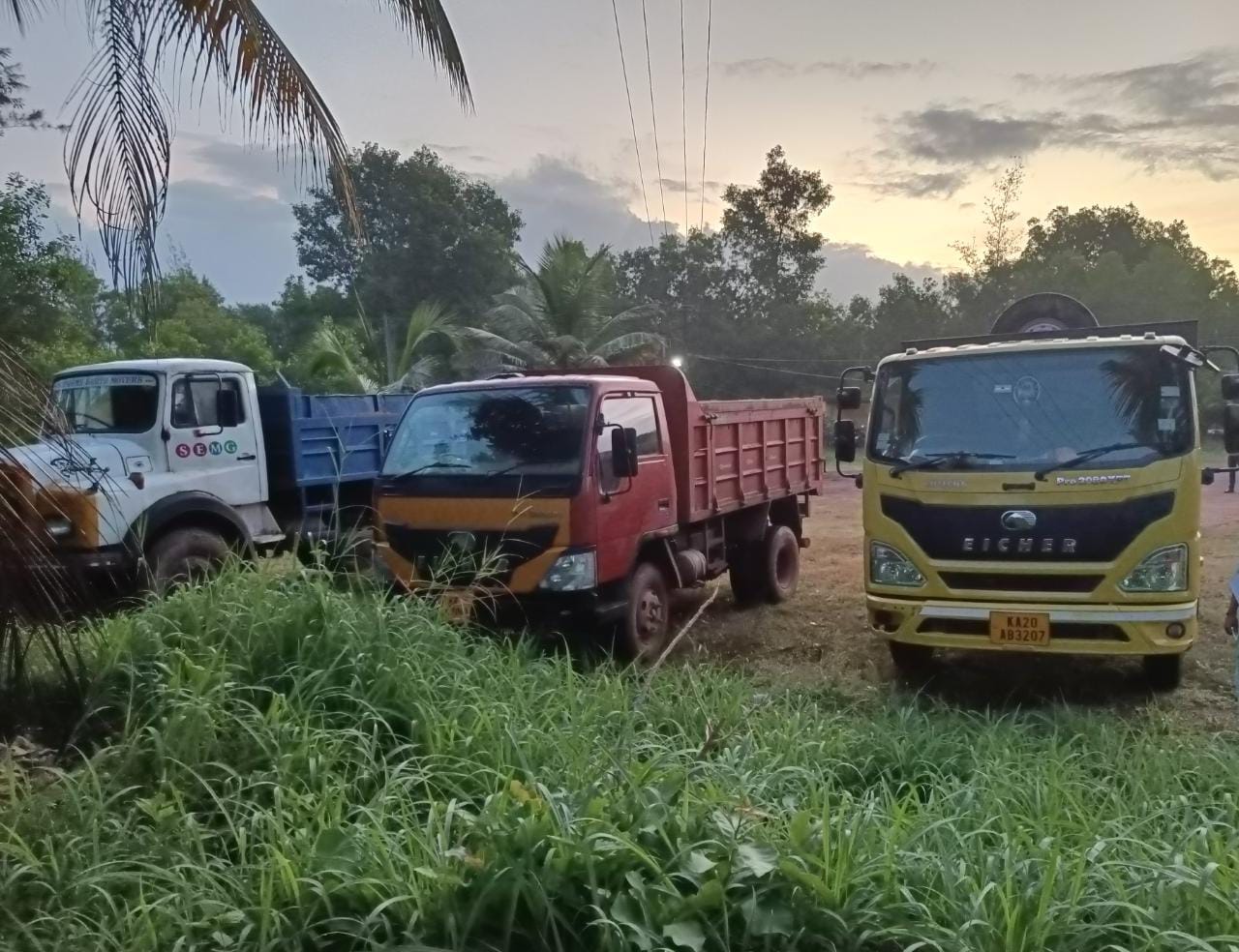 ಕುಂದಾಪುರ: ಅಕ್ರಮ ಮರಳುಗಾರಿಕೆ ಆರೋಪ, 3 ಟಿಪ್ಪರ್ ಲಾರಿಗಳು ವಶಕ್ಕೆ