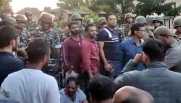 ಕೇರಳ : ಪಿಎಫ್‍ಐ ಕಚೇರಿಗಳ ಮೇಲೆ ಎನ್‍ಐಎ, ಇಡಿ ದಾಳಿ