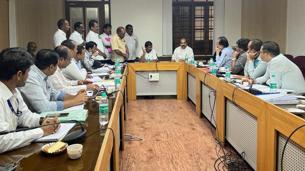 ಉಡುಪಿ: ಮೀನುಗಾರರ ಸಮಸ್ಯೆಗಳ ಪರಿಹಾರಕ್ಕೆ ಸಚಿವ ಅಂಗಾರಗೆ ಮನವಿ