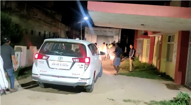 ಮಧುಗಿರಿ | ದೇವಸ್ಥಾನದ ಜಾಗದ ವಿಚಾರಕ್ಕೆ ಜಗಳ: ಮಹಿಳೆ ಸಹಿತ ಇಬ್ಬರ ಕೊಲೆ; ಆರೋಪಿಯ ಸೆರೆ