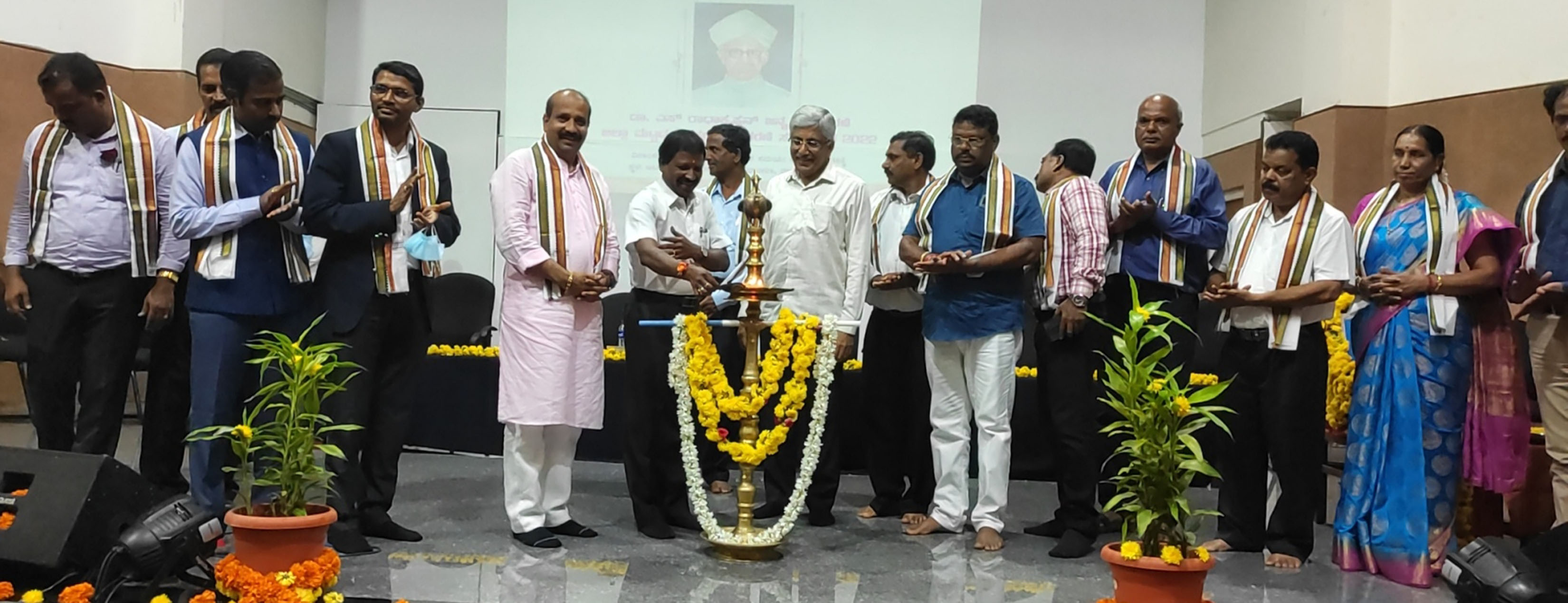 ಶಿಕ್ಷಕರು ಆದರ್ಶ ವ್ಯಕ್ತಿಗಳಾಗಿರಬೇಕು: ಉಡುಪಿ ಉಸ್ತುವಾರಿ ಸಚಿವ ಅಂಗಾರ