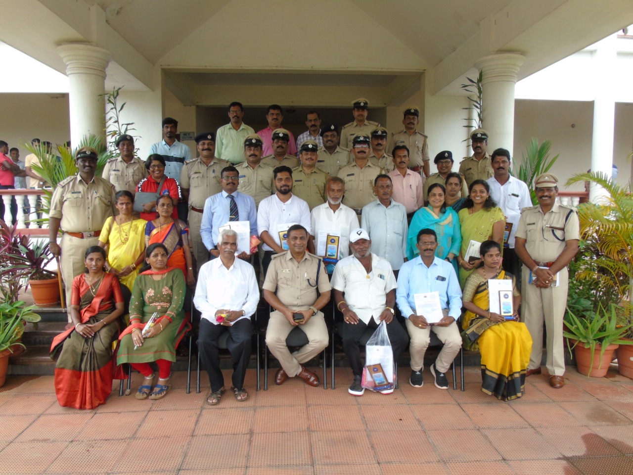 ​ಮಲ್ಪೆ: ಕರಾವಳಿ ಕಾವಲು ಪೊಲೀಸರಿಂದ ಶಿಕ್ಷಕರ ದಿನಾಚರಣೆ