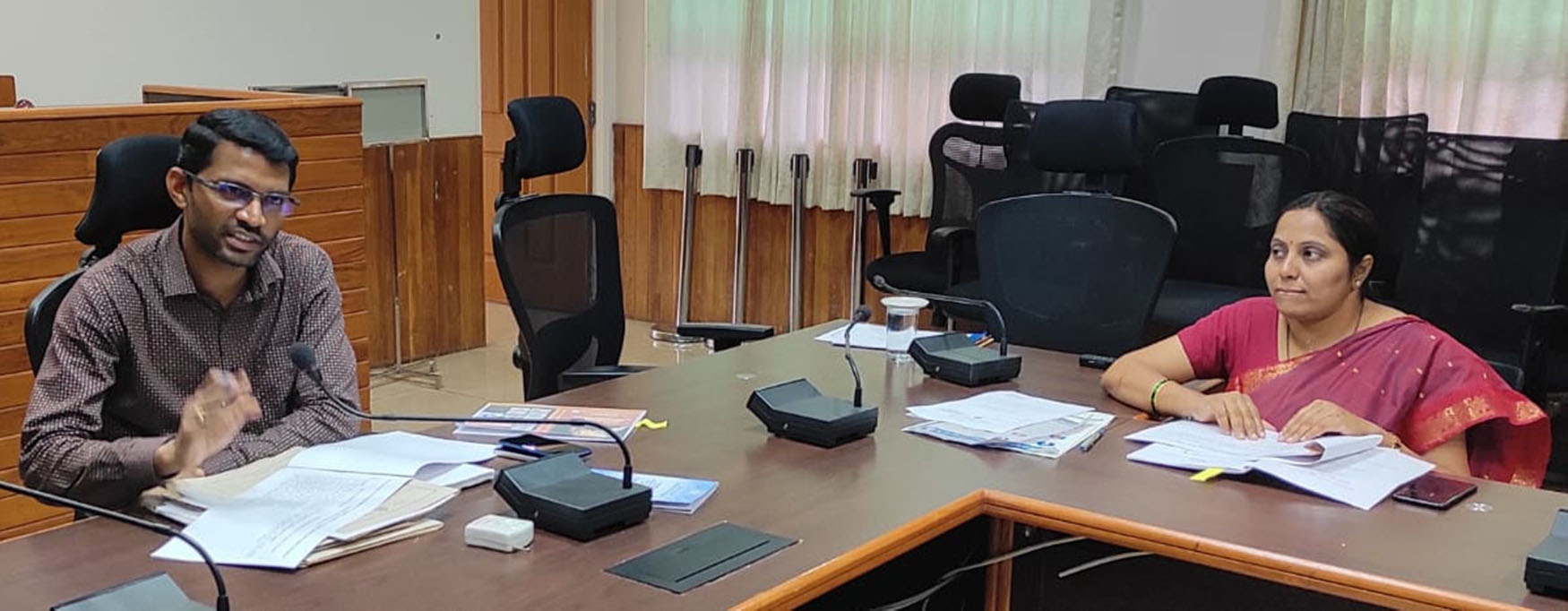 ಸಫಾಯಿ ಕರ್ಮಚಾರಿಗಳಿಗೆ ಶೀಘ್ರವೇ ನಿವೇಶನ ಹಕ್ಕುಪತ್ರ ವಿತರಿಸಿ: ಉಡುಪಿ ಜಿಲ್ಲಾಧಿಕಾರಿ ನಿರ್ದೇಶನ