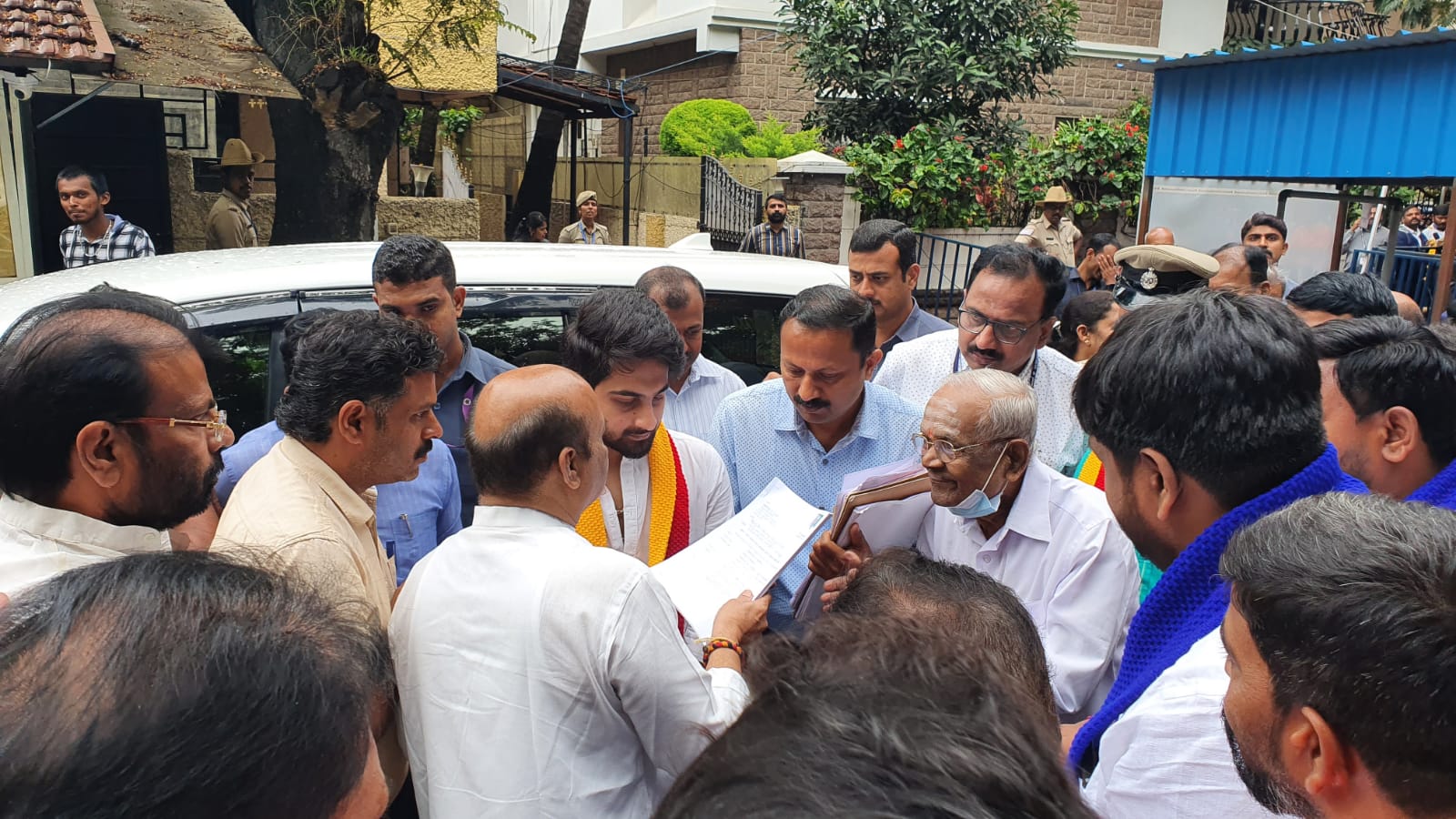 ಚಿತ್ರಮಂದಿರಗಳಲ್ಲಿ ನಾಡಗೀತೆ ಮೊಳಗಲಿ: ಸಿಎಂ ಬೊಮ್ಮಾಯಿಗೆ ನಟ ಝೈದ್ ಖಾನ್ ಮನವಿ