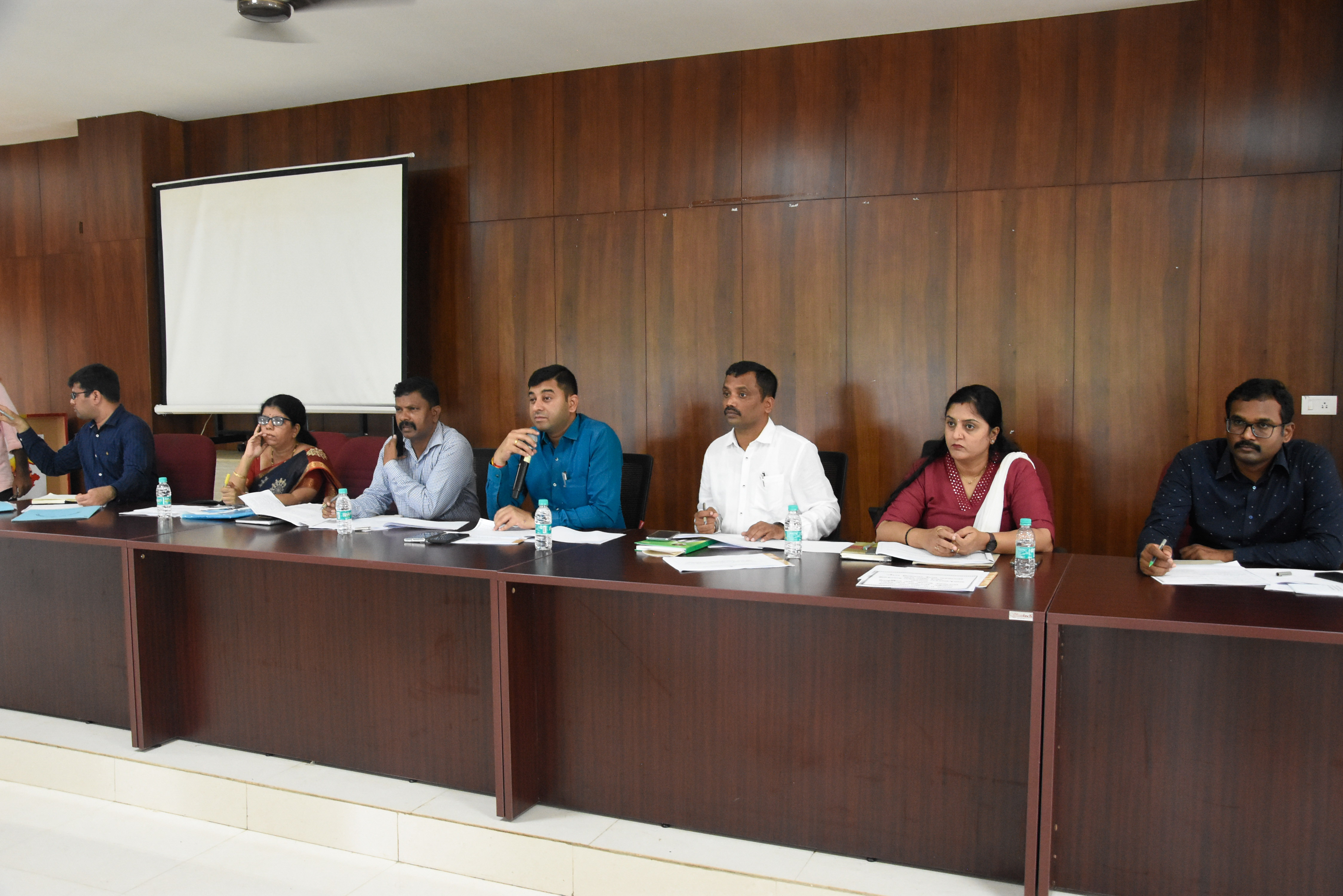 ಮನಪಾದಿಂದ ಅಂಬೇಡ್ಕರ್ ವೃತ್ತ ನಿರ್ಮಾಣ ವಿಳಂಬ; ಸಂವಿಧಾನ ಶಿಲ್ಪಿಗೆ ಅಗೌರವ: ಆಕ್ಷೇಪ