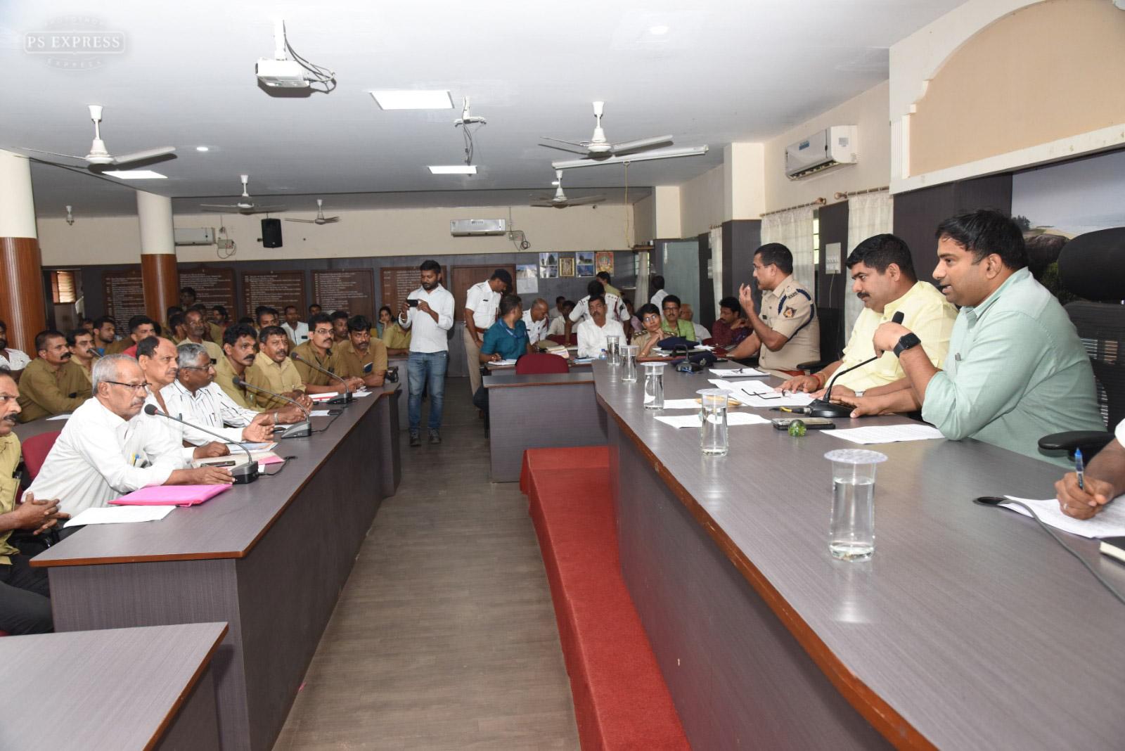 ಆಟೋಗಳ ಪ್ರಯಾಣ ದರ ಪರಿಷ್ಕರಣೆ: ದ.ಕ. ಜಿಲ್ಲಾಧಿಕಾರಿ ಡಾ.ರಾಜೇಂದ್ರ