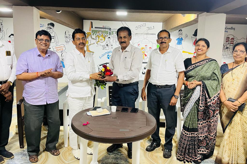 ವೀರರಾಣಿ ಅಬ್ಬಕ್ಕ ರಾಷ್ಟ್ರೀಯ ಪ್ರತಿಷ್ಠಾನದ ನೂತನ ಸಮಿತಿಯ ಪದಗ್ರಹಣ