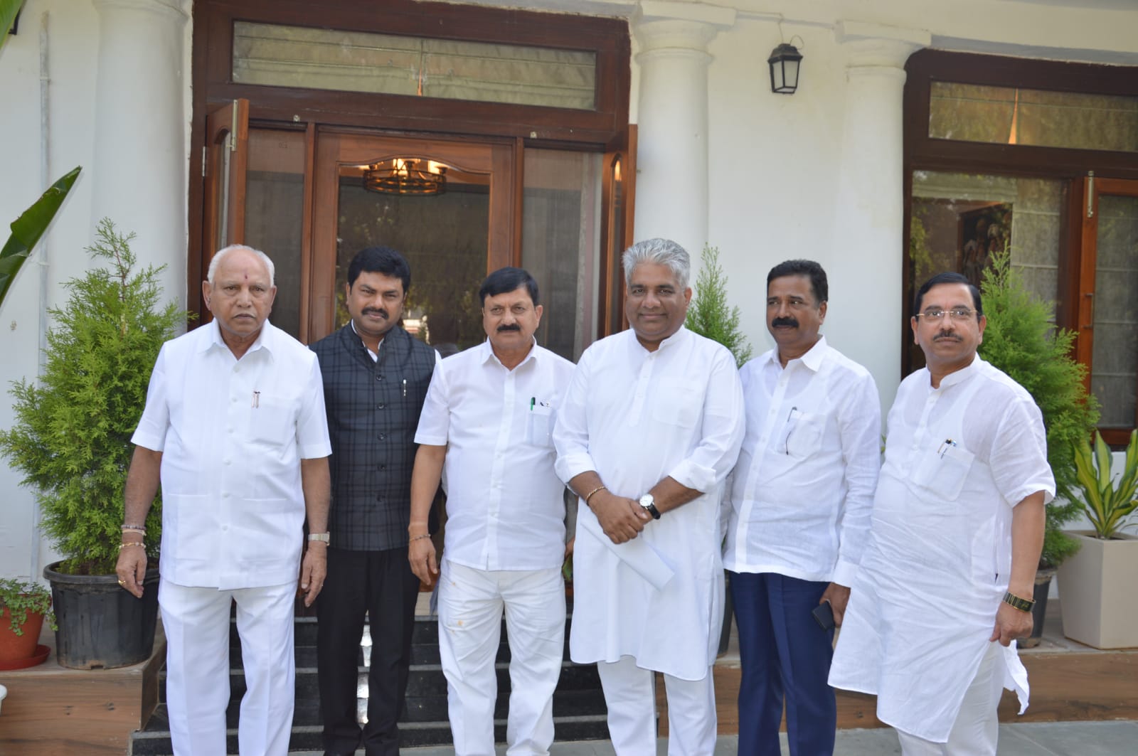 ಶರಾವತಿ ಮುಳುಗಡೆ ಸಂತ್ರಸ್ತರಿಗೆ ಪುನರ್ವಸತಿ ಕಲ್ಪಿಸಲು ಬಿಎಸ್ ವೈ ನೇತೃತ್ವದ ನಿಯೋಗದಿಂದ ಕೇಂದ್ರ ಅರಣ್ಯ ಸಚಿವರ ಬೇಟಿ