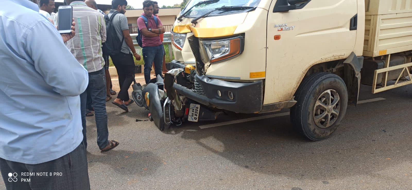 ತುಮಕೂರು | ರಸ್ತೆ ಅಪಘಾತ: ಸ್ಥಳದಲ್ಲೇ ಇಬ್ಬರು ಮೃತ್ಯು