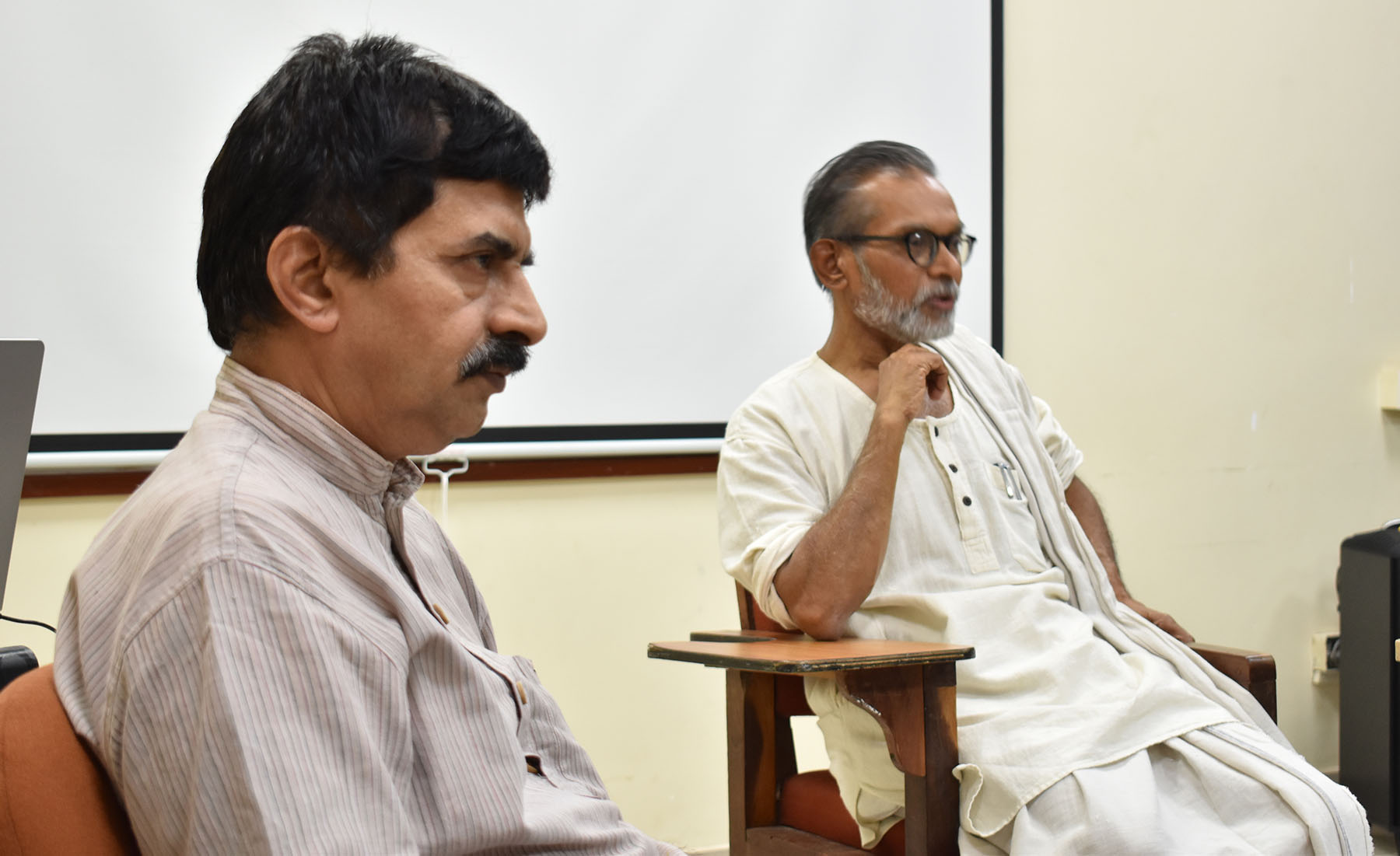 ಸಿದ್ಧಾಂತದ ಹೆಸರಿನಲ್ಲಿ ಸಿನಿಮಾಗಳಲ್ಲಿ ಹಿಂಸೆಗೆ ಅನುಮೋದನೆ : ರಘುನಂದನ್ ಕಳವಳ