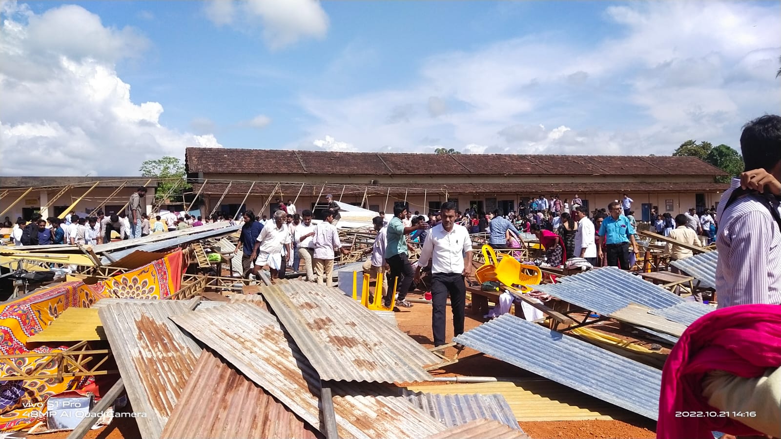 ಕಾಸರಗೋಡು: ಶಾಲಾ ವಿಜ್ಞಾನ ಮೇಳ ನಡೆಯುತ್ತಿದ್ದಾಗ ಚಪ್ಪರ ಕುಸಿದ ಪ್ರಕರಣ; ಆರು ಮಂದಿ ಸೆರೆ