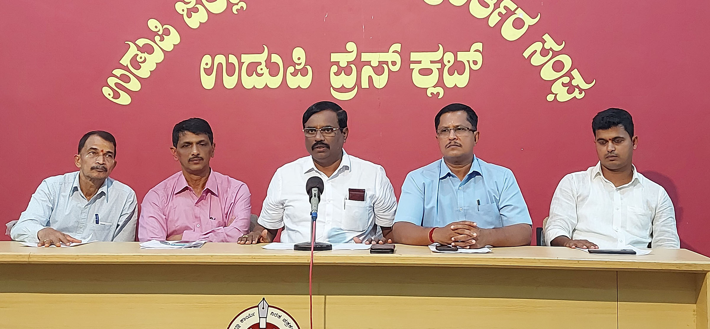 ಅ.27: ಹಾಲಿನ ಖರೀದಿ ದರ ಏರಿಸುವಂತೆ ಆಗ್ರಹಿಸಿ ರೈತ ಸಮಾವೇಶ