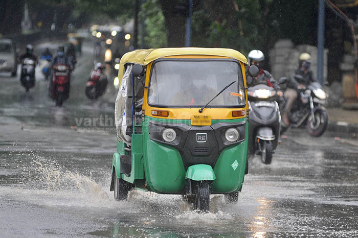 ಬೆಂಗಳೂರು | ಪ್ರಯಾಣಿಕರಿಂದು ದುಪ್ಪಟ್ಟು ದರ ವಸೂಲಿ ಆರೋಪ: 312 ಆಟೊಗಳು ಜಪ್ತಿ