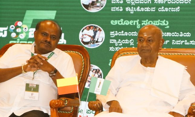 ನ.1ರಂದು ಮುಳಬಾಗಿಲಿನಿಂದ ಪಂಚರತ್ನ ರಥಯಾತ್ರೆ ಆರಂಭ, JDS ಅಭ್ಯರ್ಥಿಗಳ ಮೊದಲ ಪಟ್ಟಿ ಬಿಡುಗಡೆ: ಕುಮಾರಸ್ವಾಮಿ