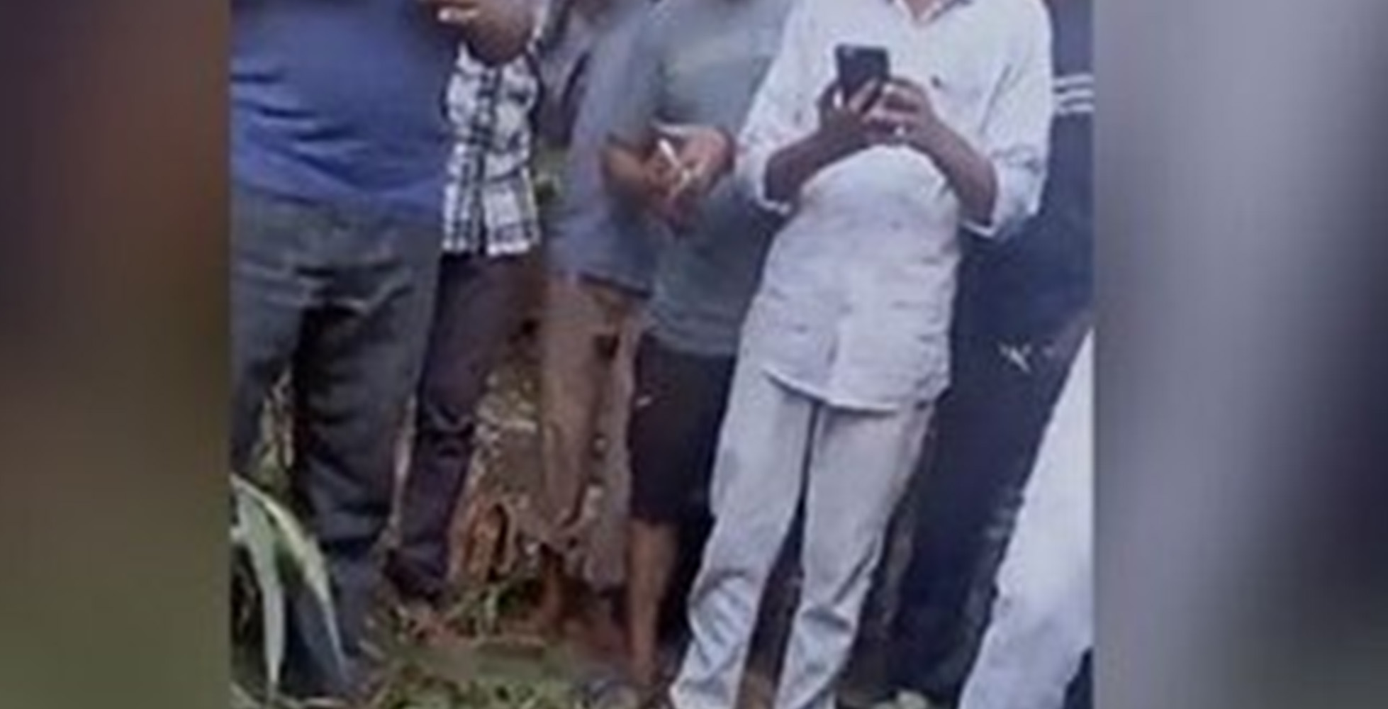 ಅತ್ಯಾಚಾರ ಯತ್ನ ಪ್ರಕರಣದ ಸಂತ್ರಸ್ತೆಯ ವೀಡಿಯೋ ಚಿತ್ರೀಕರಿಸಿದ ಪ್ರಕರಣ: 15-20 ಮಂದಿಯ ವಿರುದ್ಧ ಪೊಲೀಸ್ ಕೇಸ್