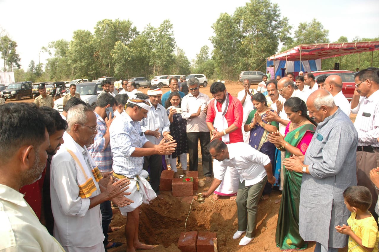 ನರಿಂಗಾನ: ಬೋಳ ಮೋರ್ಲದಲ್ಲಿ ಸರಕಾರಿ ಕಂಬಳ ಗದ್ದೆ ಕರೆ ನಿರ್ಮಾಣಕ್ಕೆ ಶಿಲಾನ್ಯಾಸ