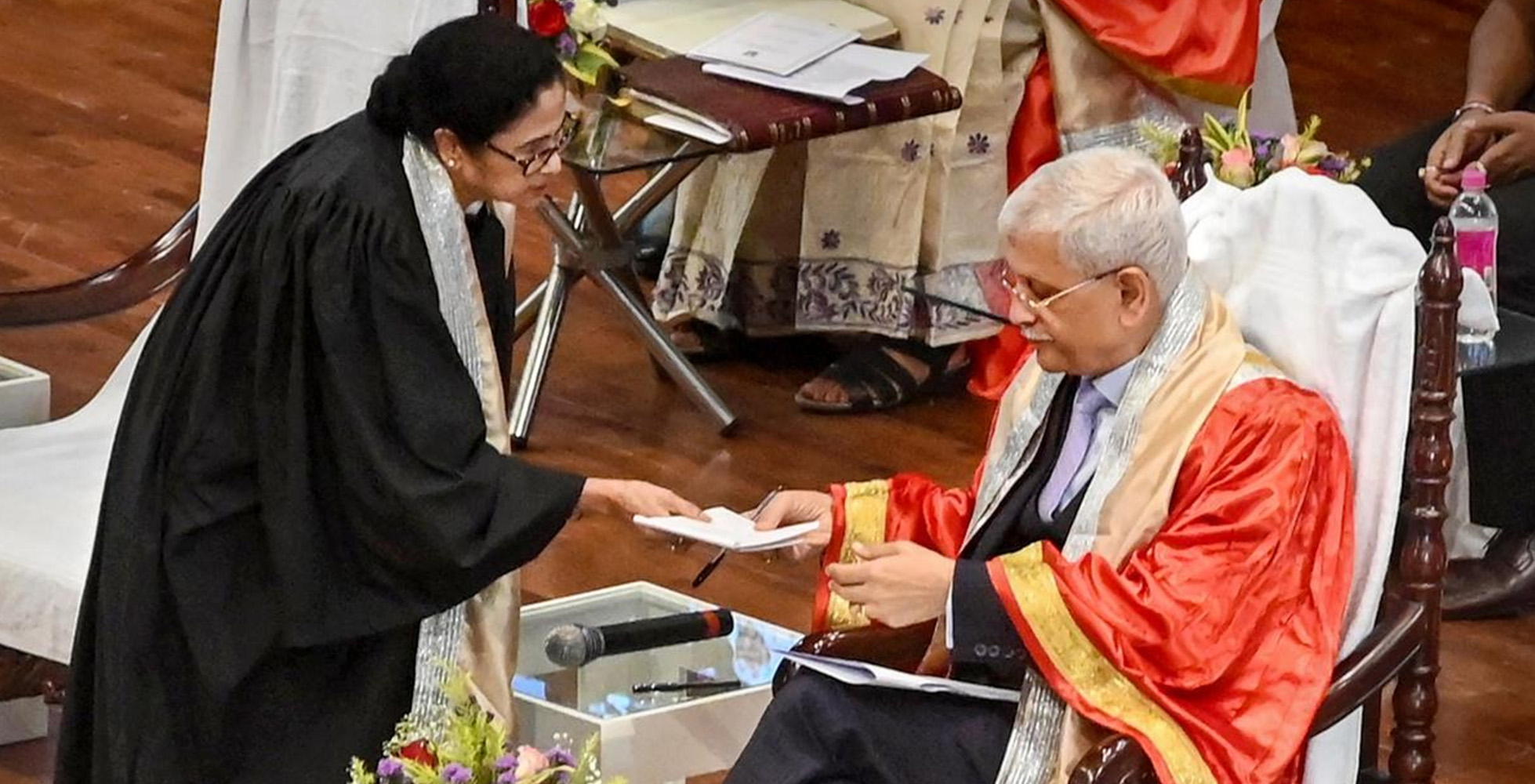 ಪ್ರಜಾಪ್ರಭುತ್ವವನ್ನು ಉಳಿಸಿ: ಸಿಜೆಐಗೆ ಮಮತಾ ಬ್ಯಾನರ್ಜಿ ಆಗ್ರಹ