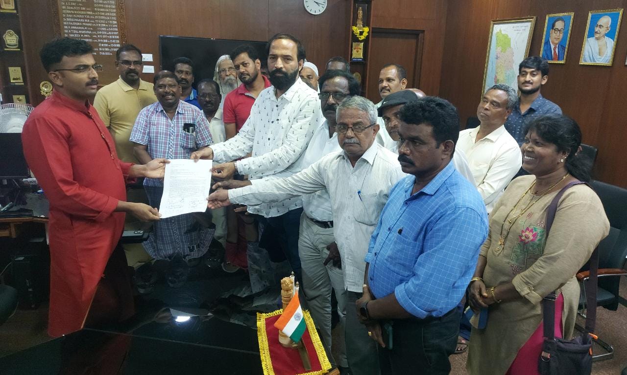 ದುರ್ಗಾ ದೌಡ್‌ನಲ್ಲಿ ತಲವಾರು ಪ್ರದರ್ಶನ, ದ್ವೇಷ ಭಾಷಣ: ಸ್ವಯಂಪ್ರೇರಿತ ಪ್ರಕರಣ ದಾಖಲಿಸಲು ಉಡುಪಿ ಎಸ್ಪಿಗೆ ಮನವಿ