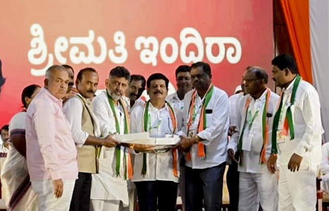 40 ಇಂದಿರಾ ಕ್ಯಾಂಟೀನ್‌ಗಳಿಗೆ ಬೀಗ: ರಾಜ್ಯ ಸರಕಾರದ ವಿರುದ್ಧ ಡಿ.ಕೆ. ಶಿವಕುಮಾರ್ ಆಕ್ರೋಶ