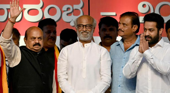 ಕನ್ನಡಿಗರು ಧರ್ಮ ಭೇದವಿಲ್ಲದೆ ಸಹೋದರರಂತೆ ಬಾಳಬೇಕು: ರಜನಿಕಾಂತ್ ಕರೆ