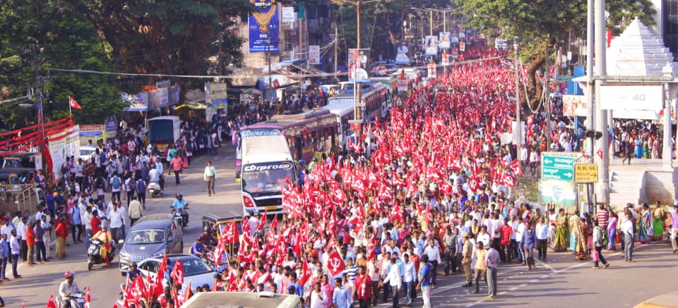 ಕುಂದಾಪುರ: ‘ಕಾರ್ಮಿಕರ ಶಕ್ತಿ’ ಪ್ರದರ್ಶಿಸಿದ ಸಿಐಟಿಯು ಮೆರವಣಿಗೆ