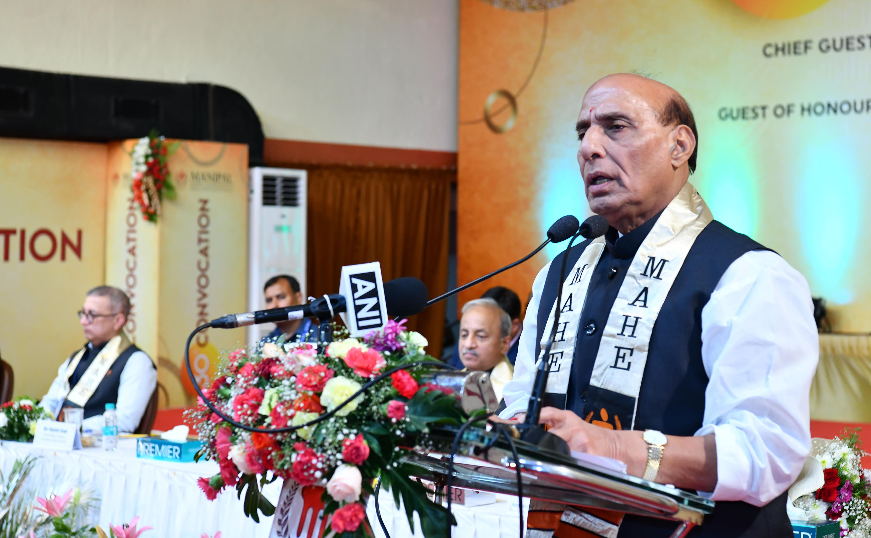 ಜ್ಞಾನದೊಂದಿಗೆ ವಿವೇಕ ಸೇರಿದರೆ ವಿದ್ಯೆ ಸಫಲ: ರಕ್ಷಣಾ ಸಚಿವ ರಾಜನಾಥ್ ಸಿಂಗ್ ಜ್ಞಾನದೊಂದಿಗೆ ವಿವೇಕ ಸೇರಿದರೆ ವಿದ್ಯೆ ಸಫಲ: ರಕ್ಷಣಾ ಸಚಿವ ರಾಜನಾಥ್ ಸಿಂಗ್