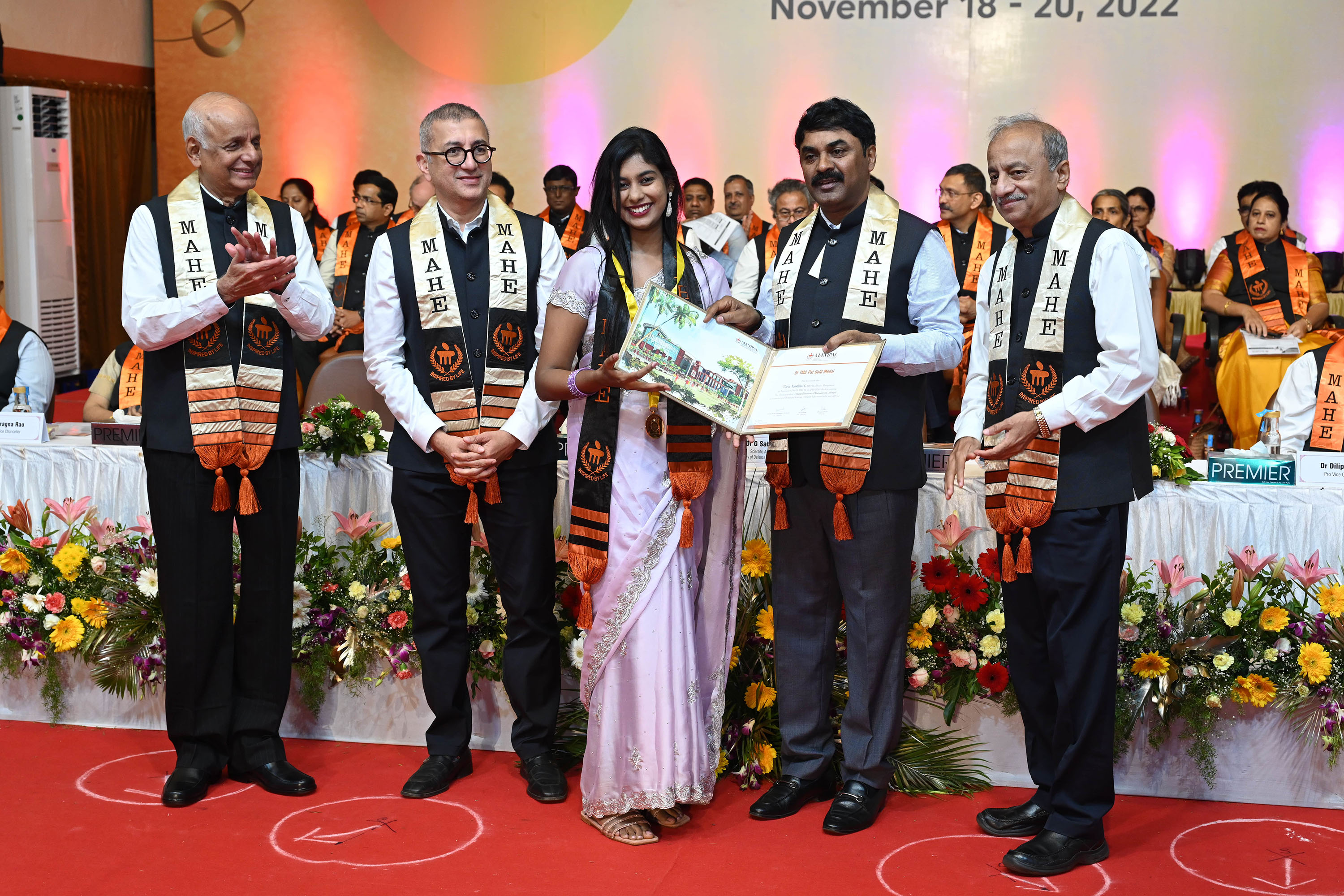 ವಿಶ್ವದಲ್ಲಿ ಸಾಮರಸ್ಯ, ದೇಶದ ಅಭಿವೃದ್ಧಿಗೆ ಕೊಡುಗೆಯನ್ನು ನೀಡಿ: ವಿದ್ಯಾರ್ಥಿಗಳಿಗೆ ಸಲಹೆಗಾರ ಡಾ.ಸತೀಶ್ ರೆಡ್ಡಿ ಕರೆ