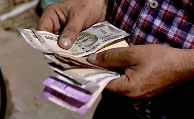 ಪುಣ್ಯಕೋಟಿ ದತ್ತು ಯೋಜನೆಗೆ ನನ್ನ ವೇತನ ಕಡಿತ ಮಾಡಬಾರದು: ಎಂ. ಮುನಿಆಂಜಿನಪ್ಪ