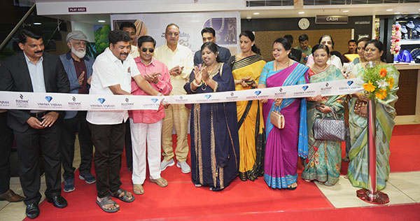 ಸುಲ್ತಾನ್ ಗೋಲ್ಡ್ ಆ್ಯಂಡ್ ಡೈಮಂಡ್‌ನ ವಜ್ರಾಭರಣಗಳ ಪ್ರದರ್ಶನ, ಮಾರಾಟ ‘ವಿಶ್ವವಜ್ರ’ ಆರಂಭ