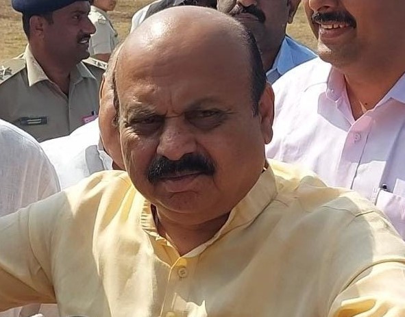 ಹಿಂದುಗಳನ್ನು ಟೀಕಿಸಿದರೆ ಅಲ್ಪಸಂಖ್ಯಾತರ ಮತ ಬರುತ್ತೆ ಎಂಬ ಭ್ರಮೆ: ಸಿಎಂ ಬೊಮ್ಮಾಯಿ