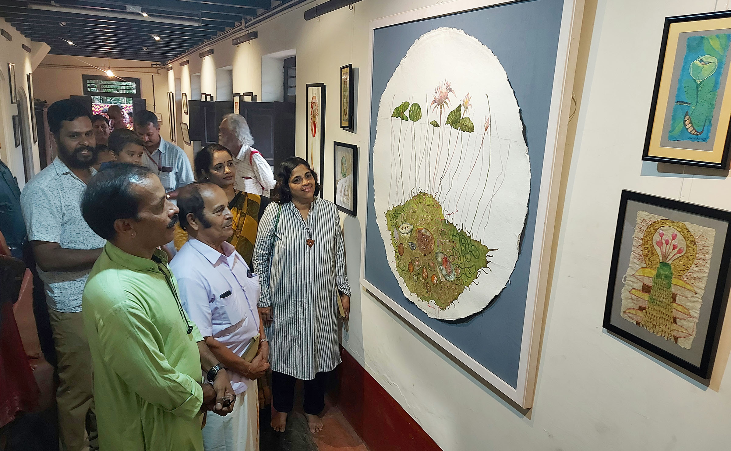 ‘ಹಳೆ ಬೇರು ಹೊಸ ಚಿಗುರು’ ಚಿತ್ರಕಲಾ ಪ್ರದರ್ಶನ ಉದ್ಘಾಟನೆ