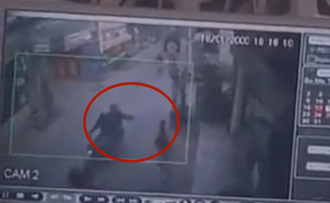 ದಿಲ್ಲಿ ಆ್ಯಸಿಡ್ ದಾಳಿ ಪ್ರಕರಣ: ಇ-ಕಾಮರ್ಸ್‌ ಸಂಸ್ಥೆಯಿಂದ ಆ್ಯಸಿಡ್ ಖರೀದಿಸಿದ್ದ ಆರೋಪಿ