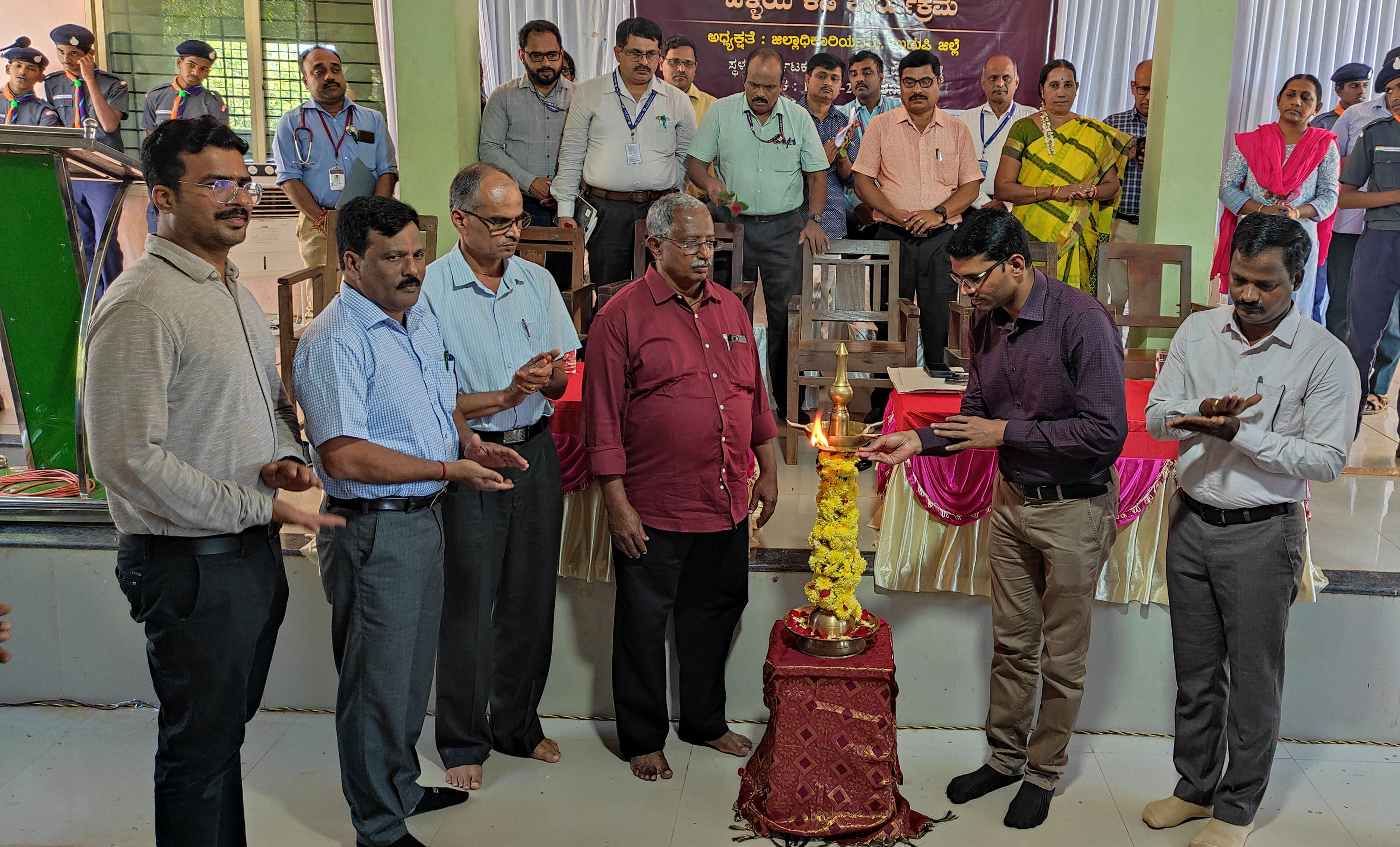 ವಾರಾಹಿ ಎಡದಂಡೆ ವ್ಯಾಪ್ತಿ ಕಾಮಗಾರಿ ಸಮಸ್ಯೆಗಳನ್ನು ತಕ್ಷಣ ಬಗೆಹರಿಸಿ: ಗ್ರಾಮ ವಾಸ್ತವ್ಯದಲ್ಲಿ ಉಡುಪಿ ಡಿಸಿ ಸೂಚನೆ